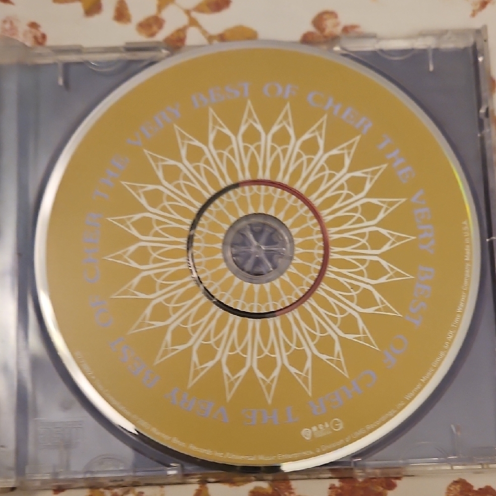 The Very Best of Cher CD - Picture 4 of 4